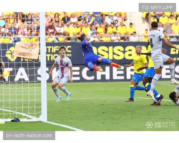 加的斯门将莱德斯马屡献神扑赛后归功于教练防守部署